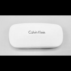 Calvin Klein Clam White hard hinge Sunglasses Case